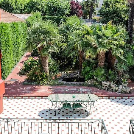 De La Gare Hotel